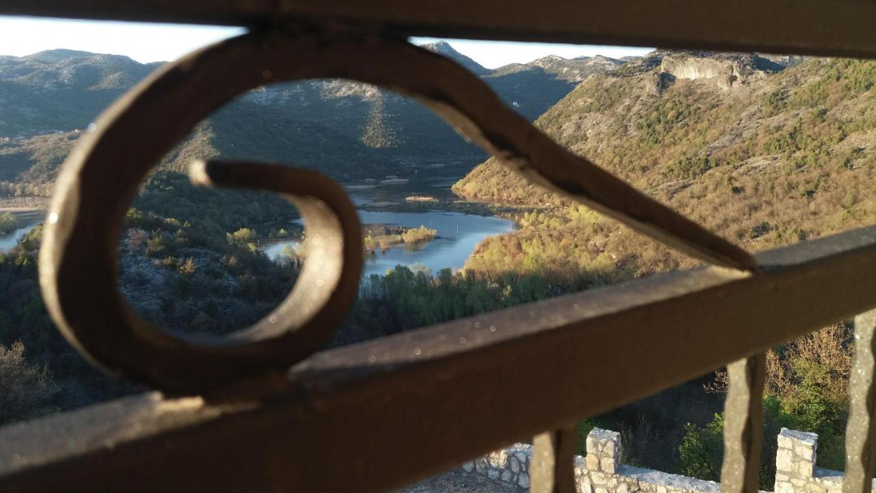 Village House - Novak Rijecani Rijeka Crnojevića Kültér fotó