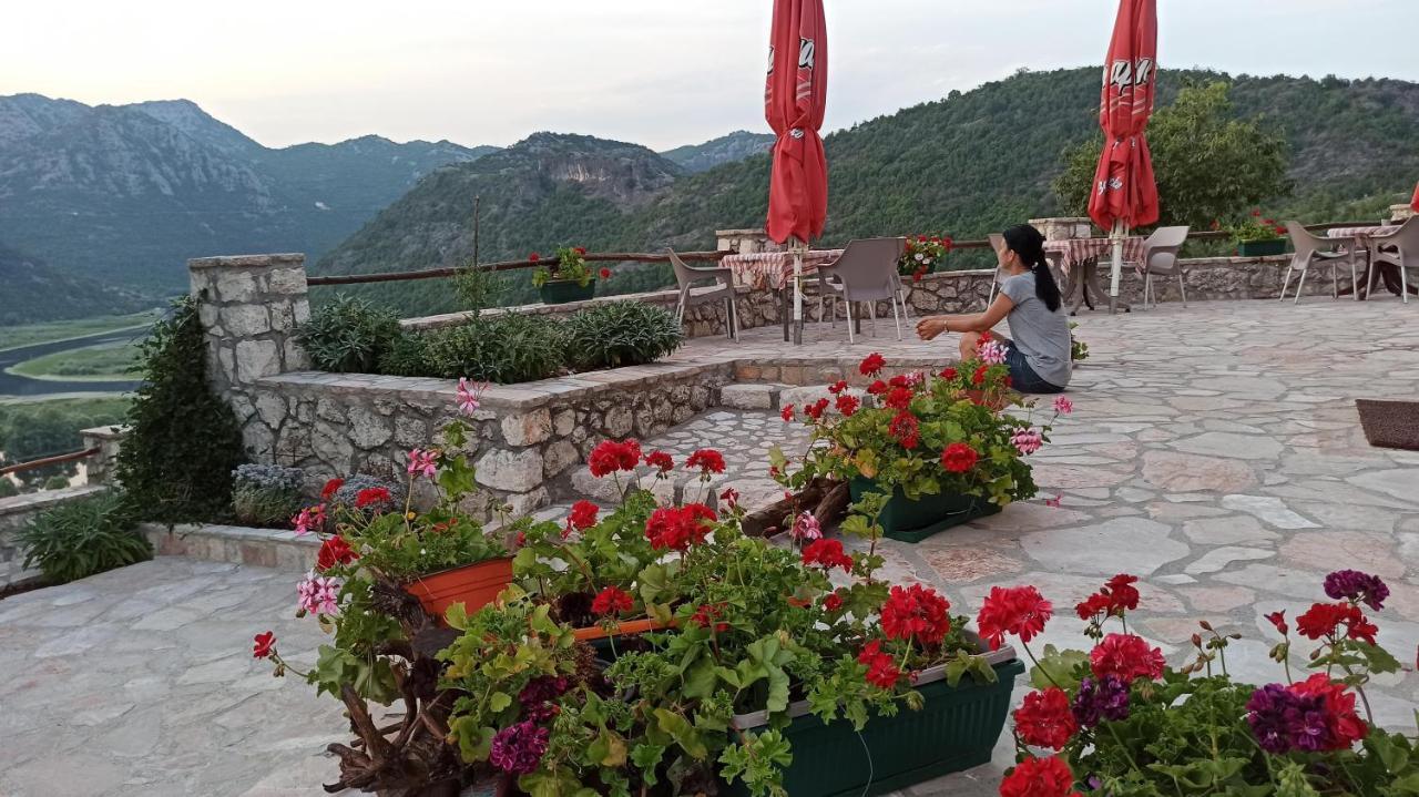 Village House - Novak Rijecani Rijeka Crnojevića Kültér fotó