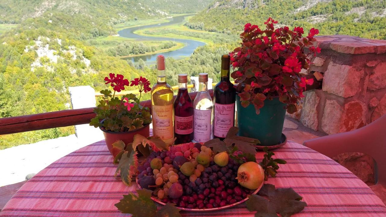 Village House - Novak Rijecani Rijeka Crnojevića Kültér fotó