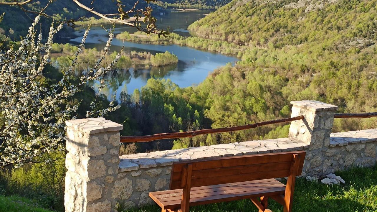 Village House - Novak Rijecani Rijeka Crnojevića Kültér fotó