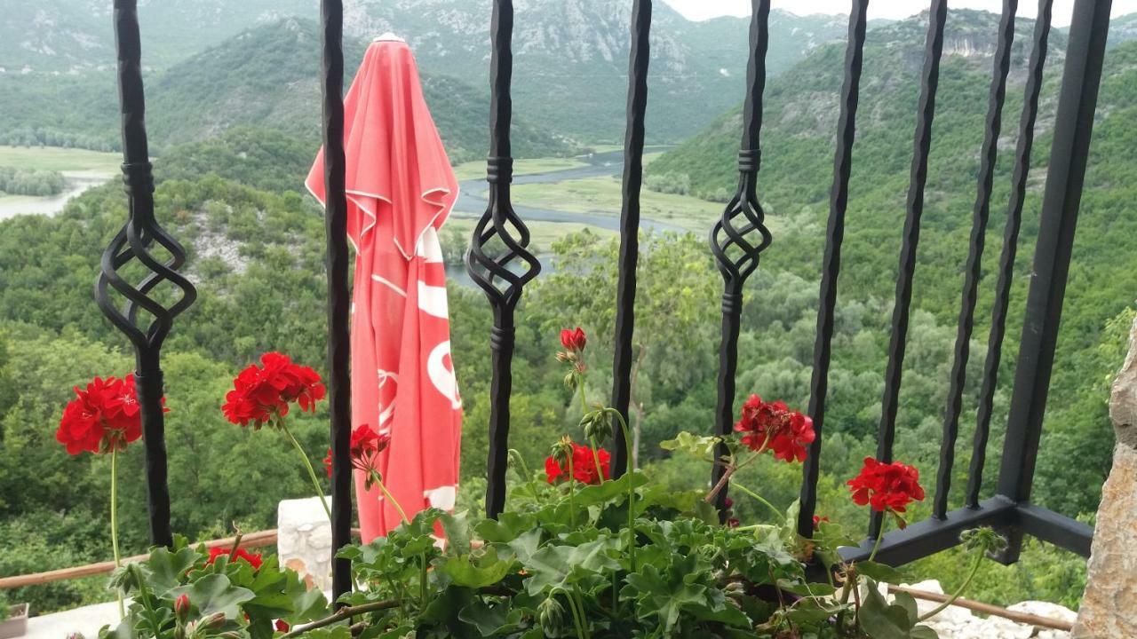 Village House - Novak Rijecani Rijeka Crnojevića Kültér fotó